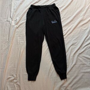 UCLA Nike yoga sweatpants men’s S